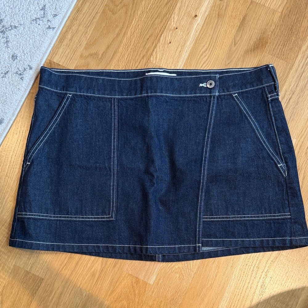 Abercrombie & Fitch Dark Blue Mini Skirt